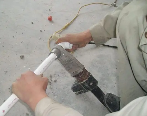 余干漏水维修电话